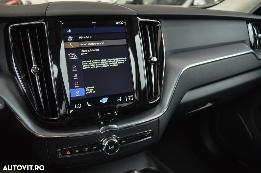Volvo XC 60 D4 AWD Momentum - 28