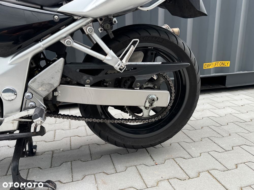 Suzuki Bandit - 16