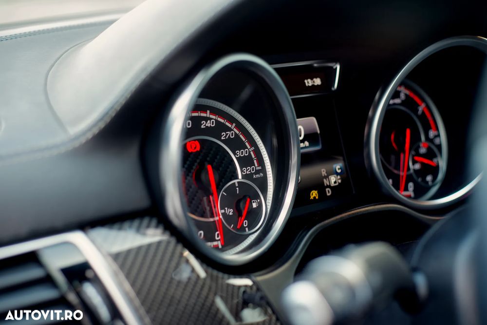 Mercedes-Benz GLE - 21