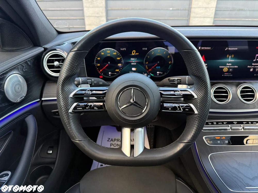 Mercedes-Benz Klasa E 300 de PHEV 4-Matic AMG 9G-Tronic - 37