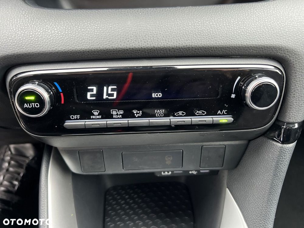 Toyota Yaris Hybrid 1.5 Comfort - 19