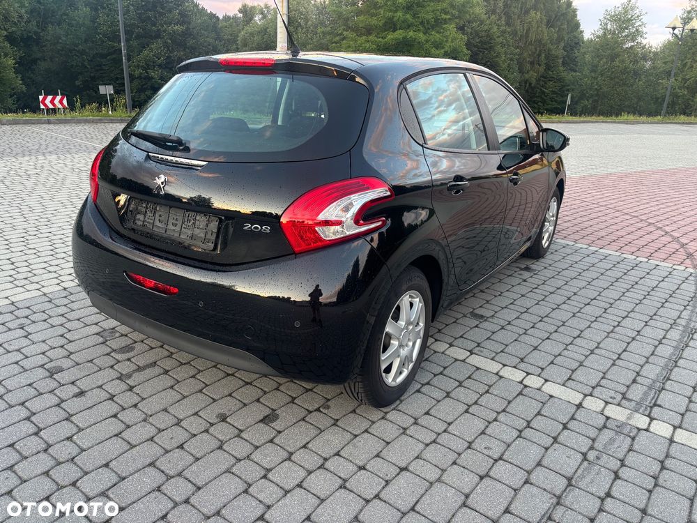 Peugeot 208 PureTech 82 Style - 12