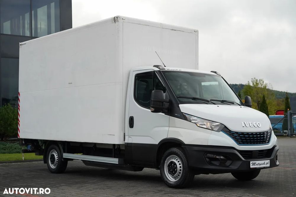 Iveco DAILY 35-NP / GNC / CONTAINER / MANUAL / PALFINGER LIFT - 750 KG / 2020 - 1