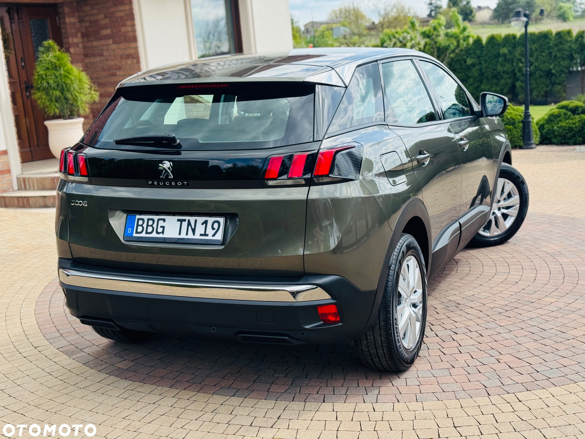 Peugeot 3008 1.5 BlueHDi Allure Pack S&S EAT8 - 33