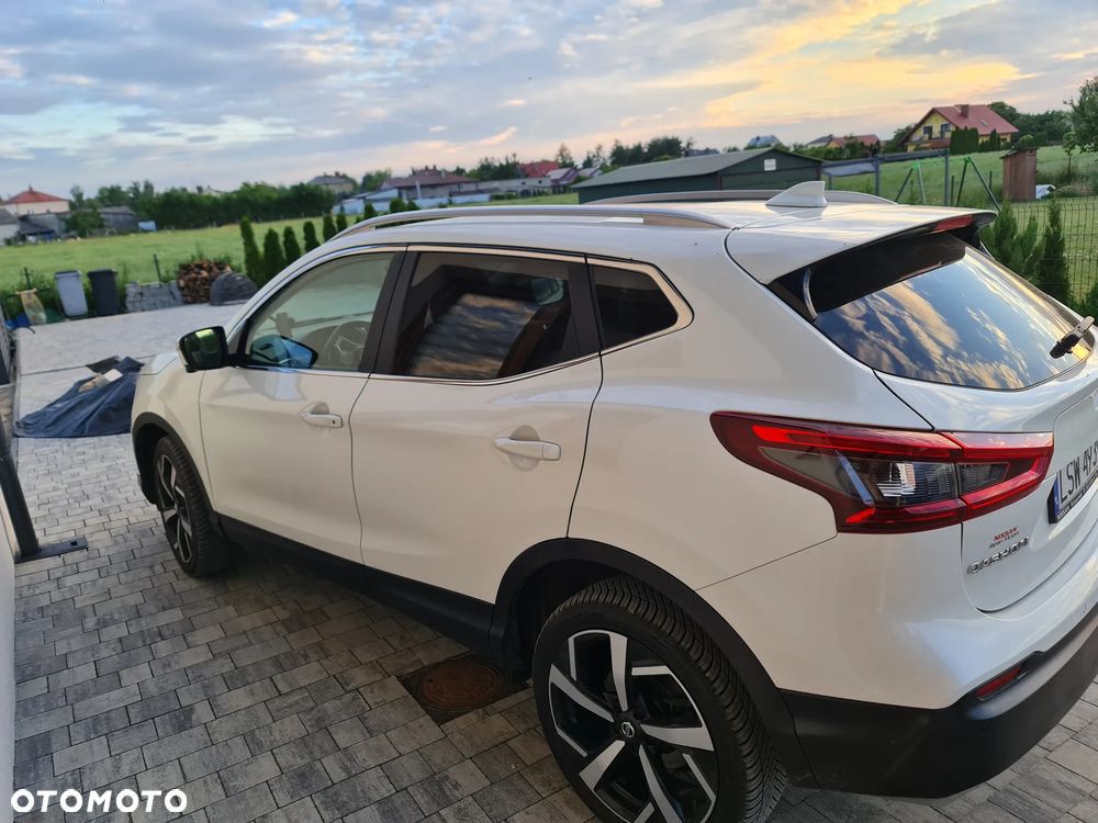 Nissan Qashqai 1.6 DCi 4x4 Tekna EU6 - 8