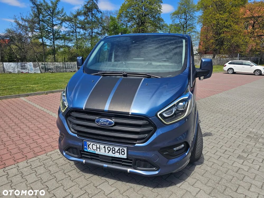 Ford CUSTOM SPORT - 1