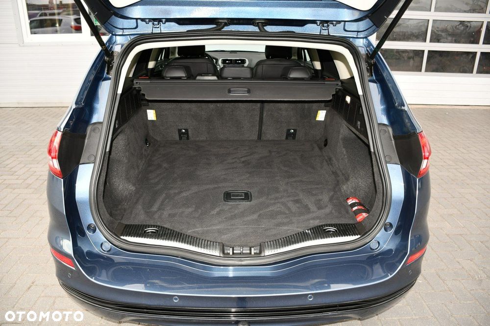 Ford Mondeo - 40