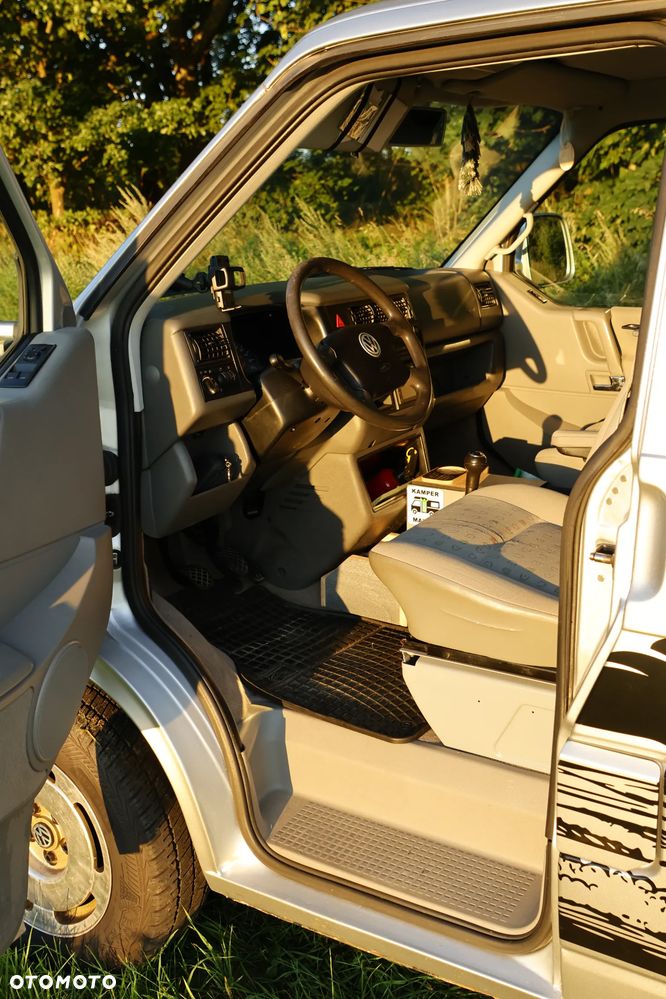 Volkswagen Multivan Standard - 9