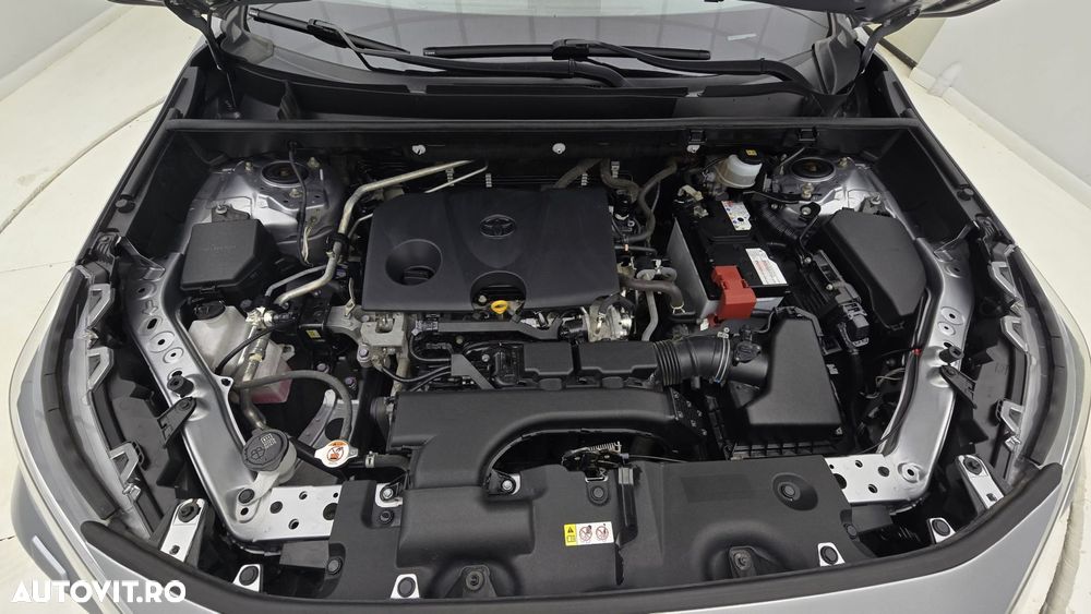 Toyota RAV4 2.0P 6MT AWD Dynamic - 24