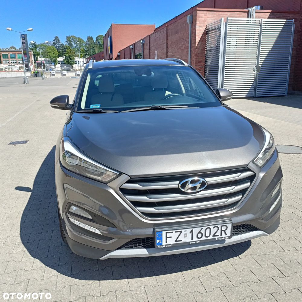 Hyundai Tucson 1.7 CRDI BlueDrive Classic 2WD DCT - 11