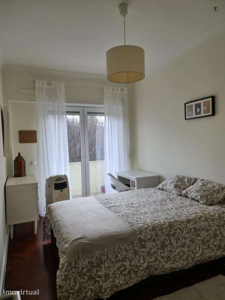 Quarto - localizado em Penha de França Lisbon - Grande imagem: 2/14