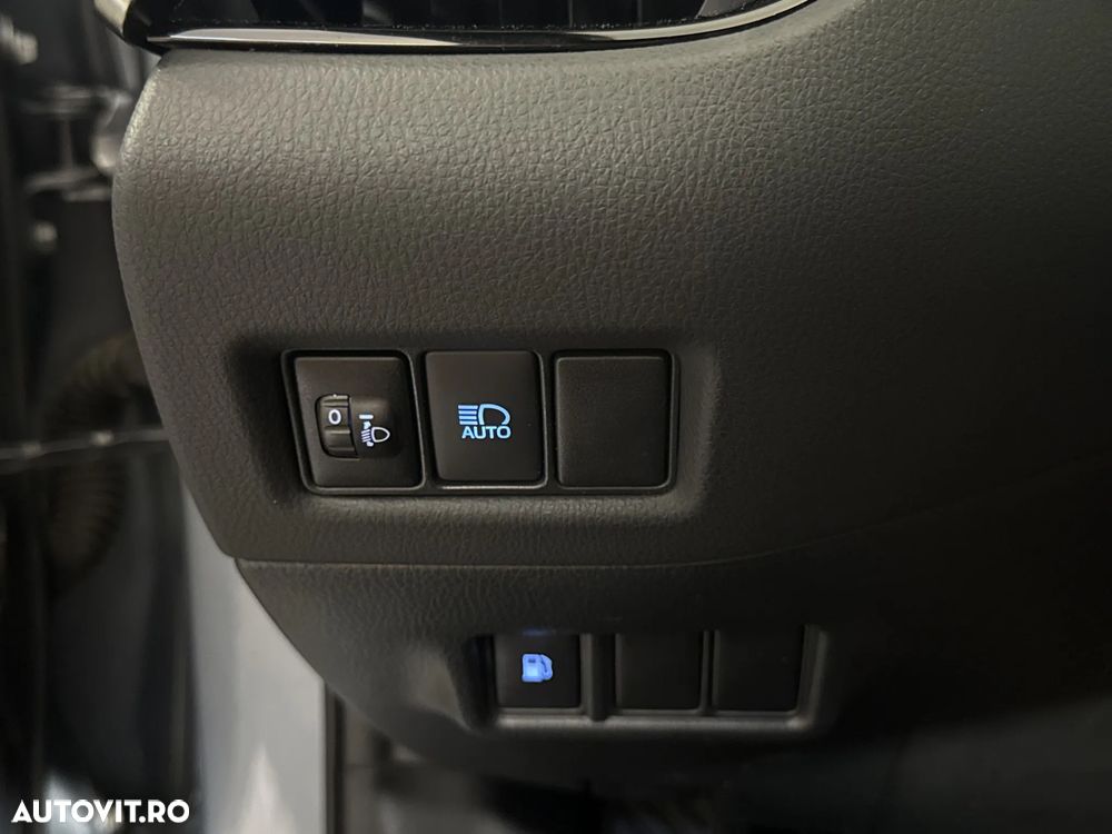 Toyota C-HR - 16