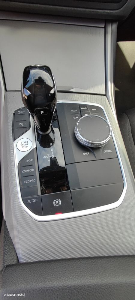 BMW 320 d Touring xDrive Advantage Auto - 7