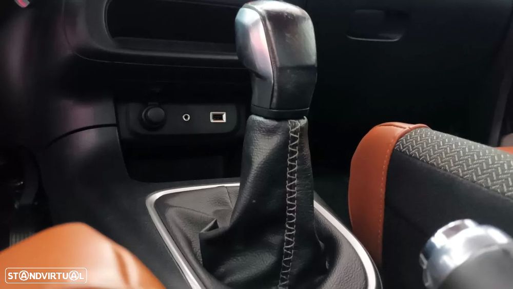 Citroën C3 1.2 PureTech Shine - 43