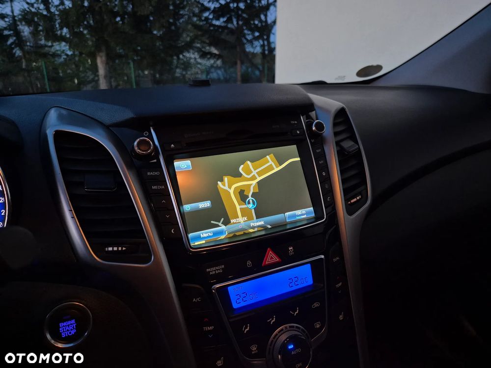 Hyundai i30 1.6 CRDi Premium - 21