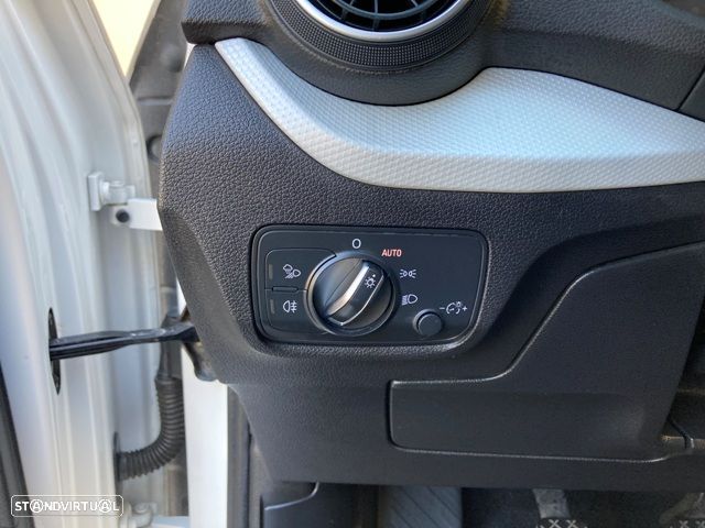 Audi Q2 30 TFSI Design - 22