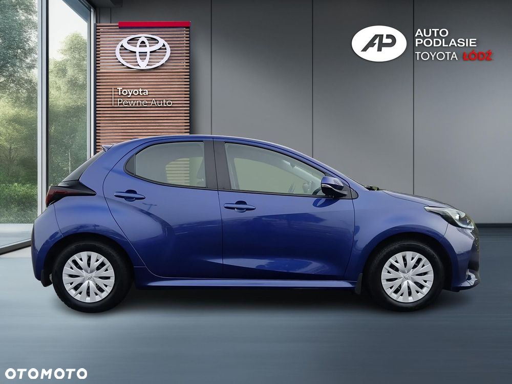 Toyota Yaris - 10