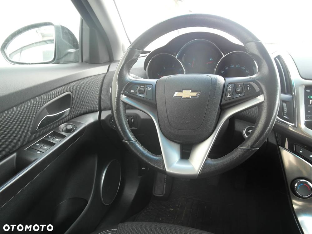 Chevrolet Cruze 1.7TD LT+ - 27