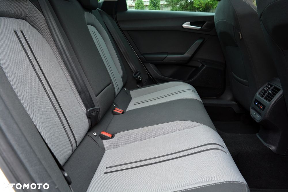 Seat Leon 2.0 TDI Style S&S DSG - 20