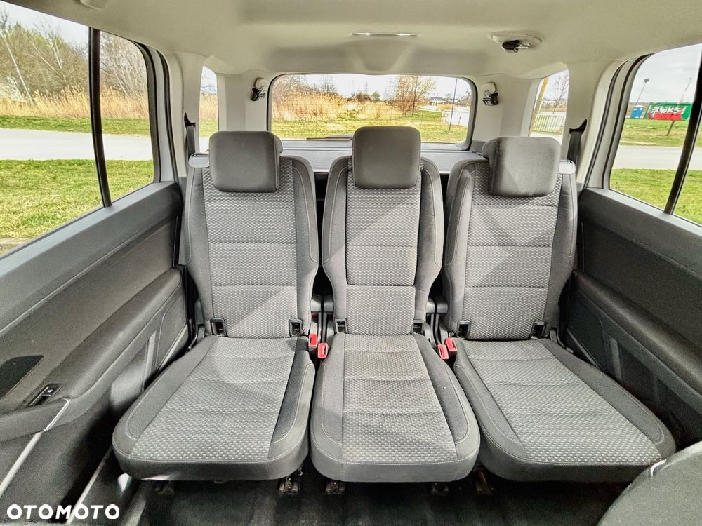 Volkswagen Touran 2.0 TDI BMT Comfortline DSG - 26