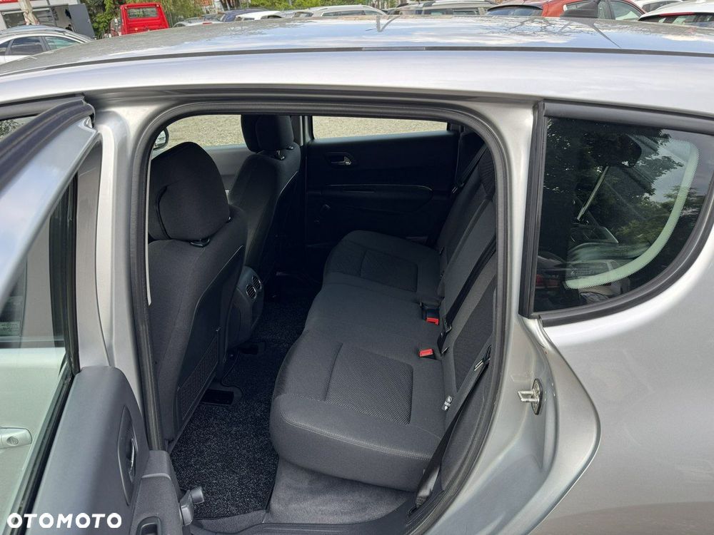 Peugeot 3008 - 20