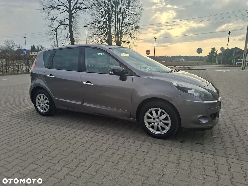 Renault Scenic - 3