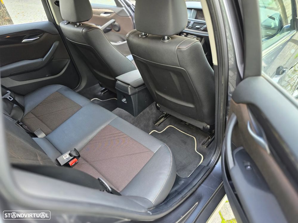 BMW X1 18 d sDrive Auto xLine - 40