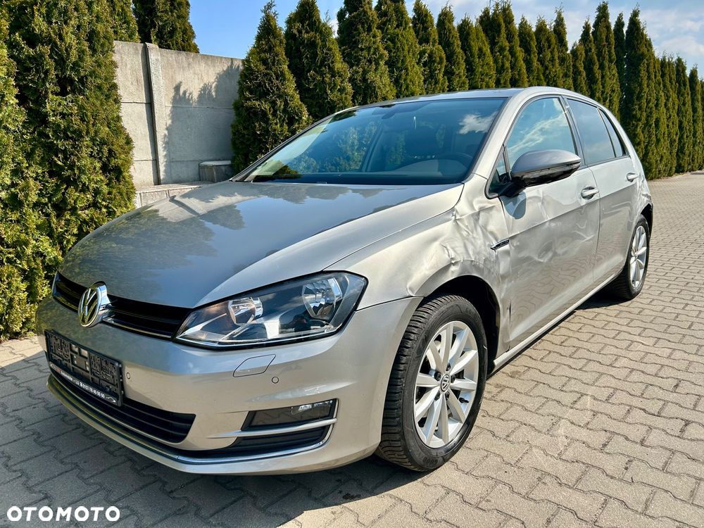 Volkswagen Golf 1.2 TSI BMT Trendline DSG - 8