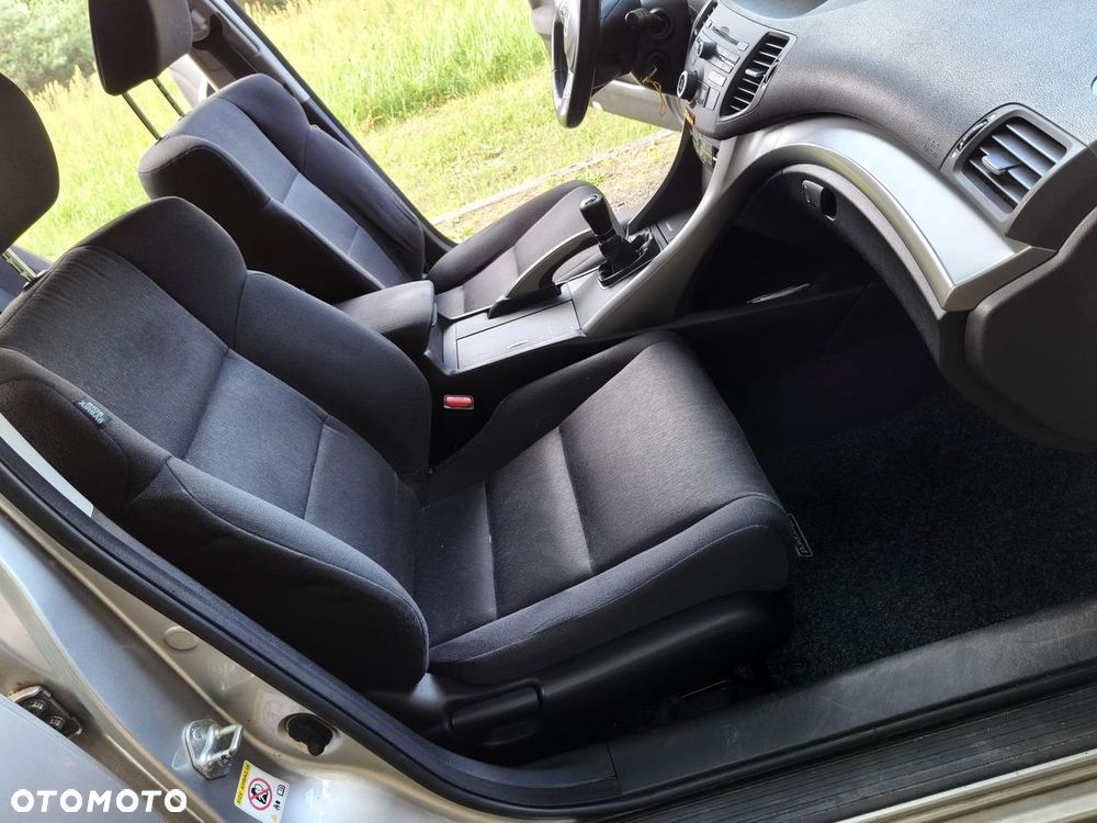 Honda Accord 2.0 Elegance - 21