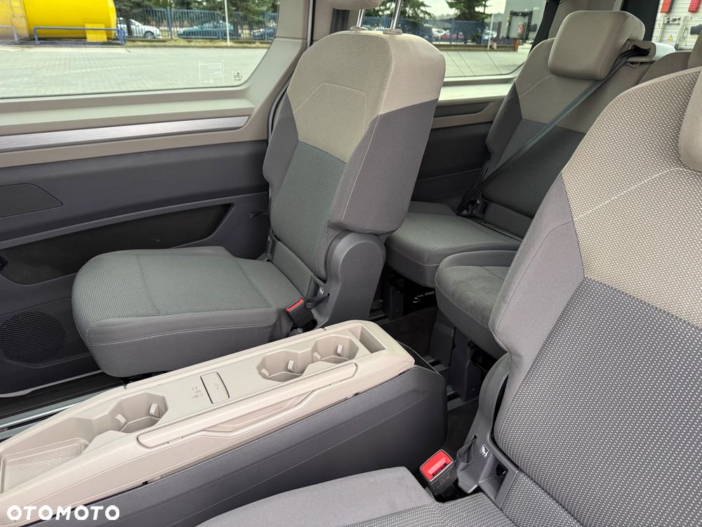 Volkswagen Multivan 2.0 TDI L2 Life DSG - 17