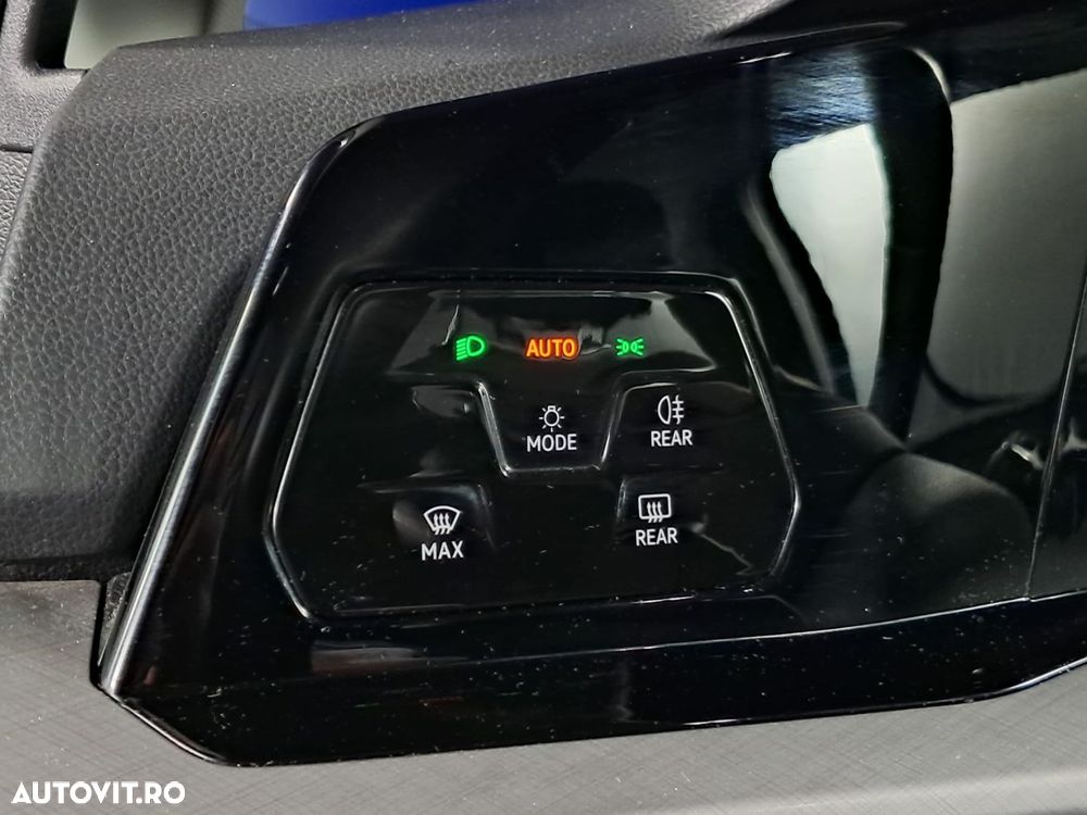Volkswagen Golf - 16