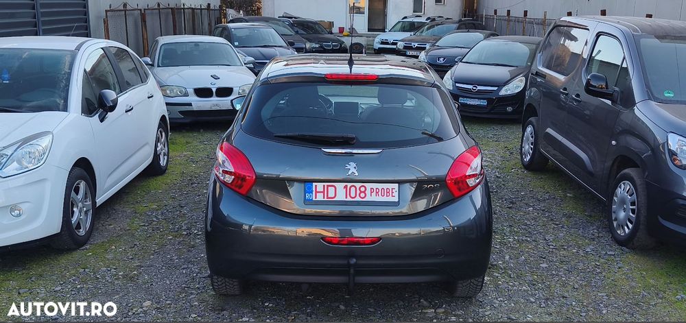 Peugeot 208 1.4 HDi FAP Style - 38