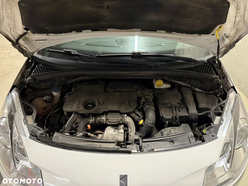 Citroën DS3 1.6 HDi SportChic - 19