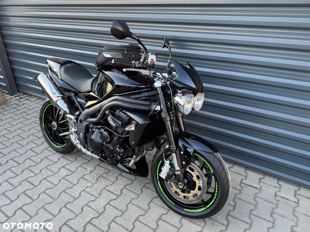 Triumph Speed Triple - 1