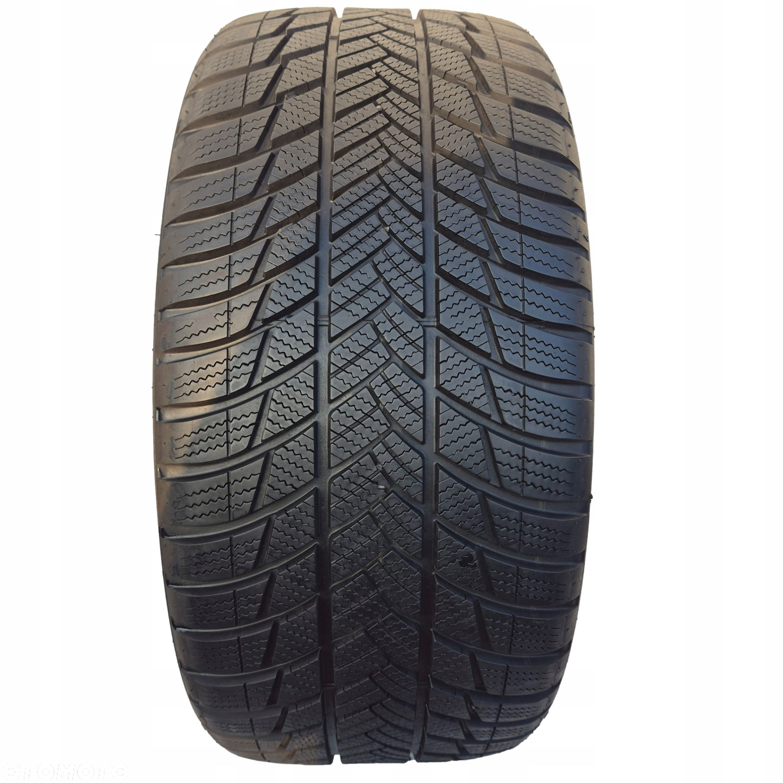 245/40 R18 93V bridgestone blizzak LM001 7.5-8mm - 2