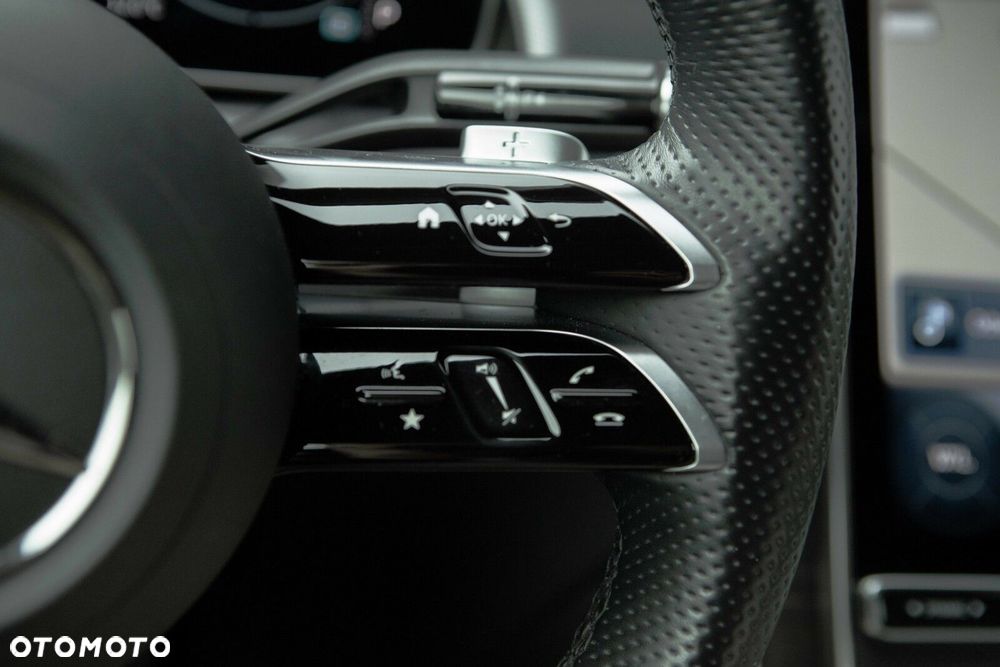 Mercedes-Benz GLC - 22