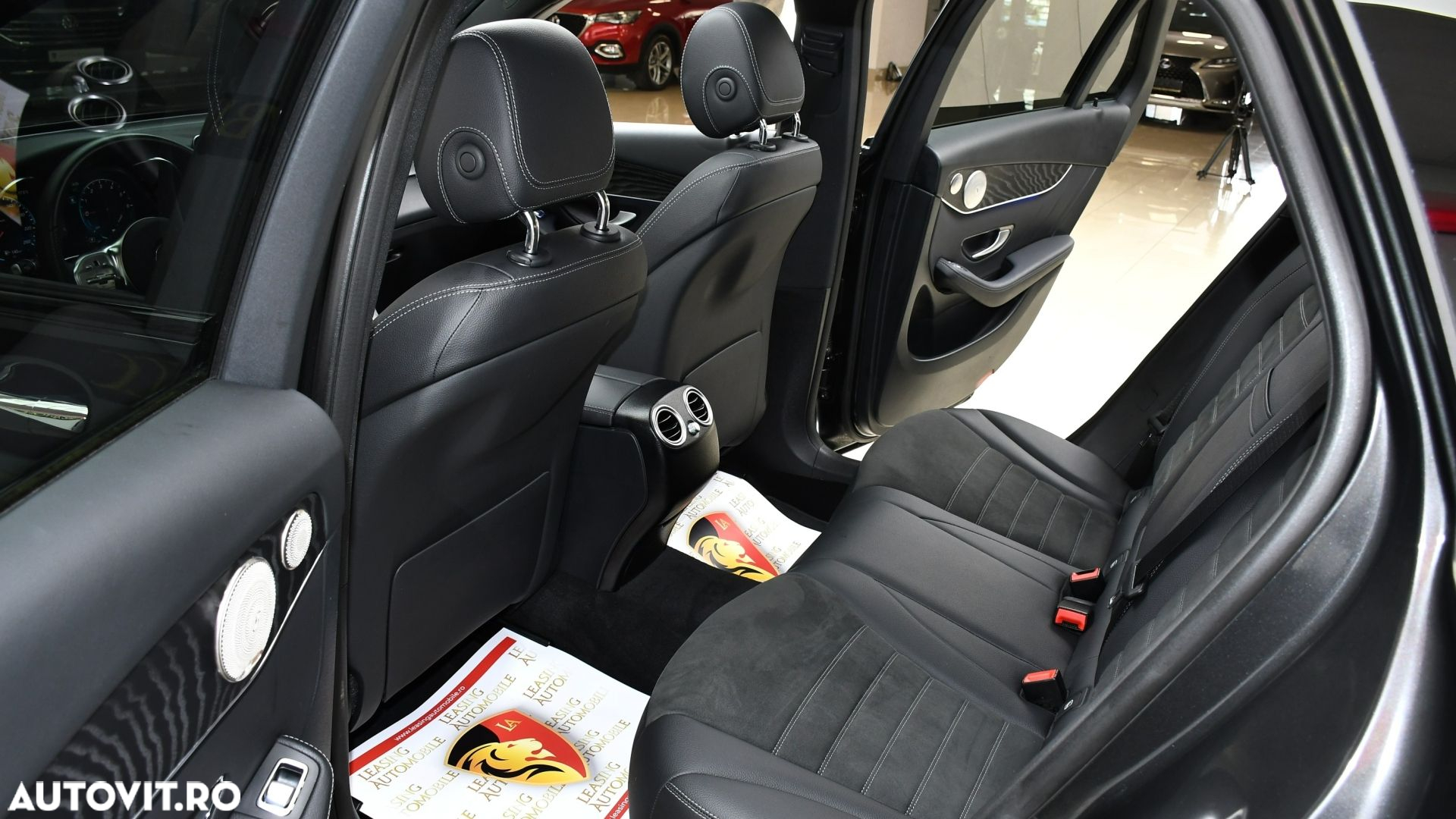 Mercedes-Benz GLC 300 de 4Matic 9G-TRONIC AMG Line - 12
