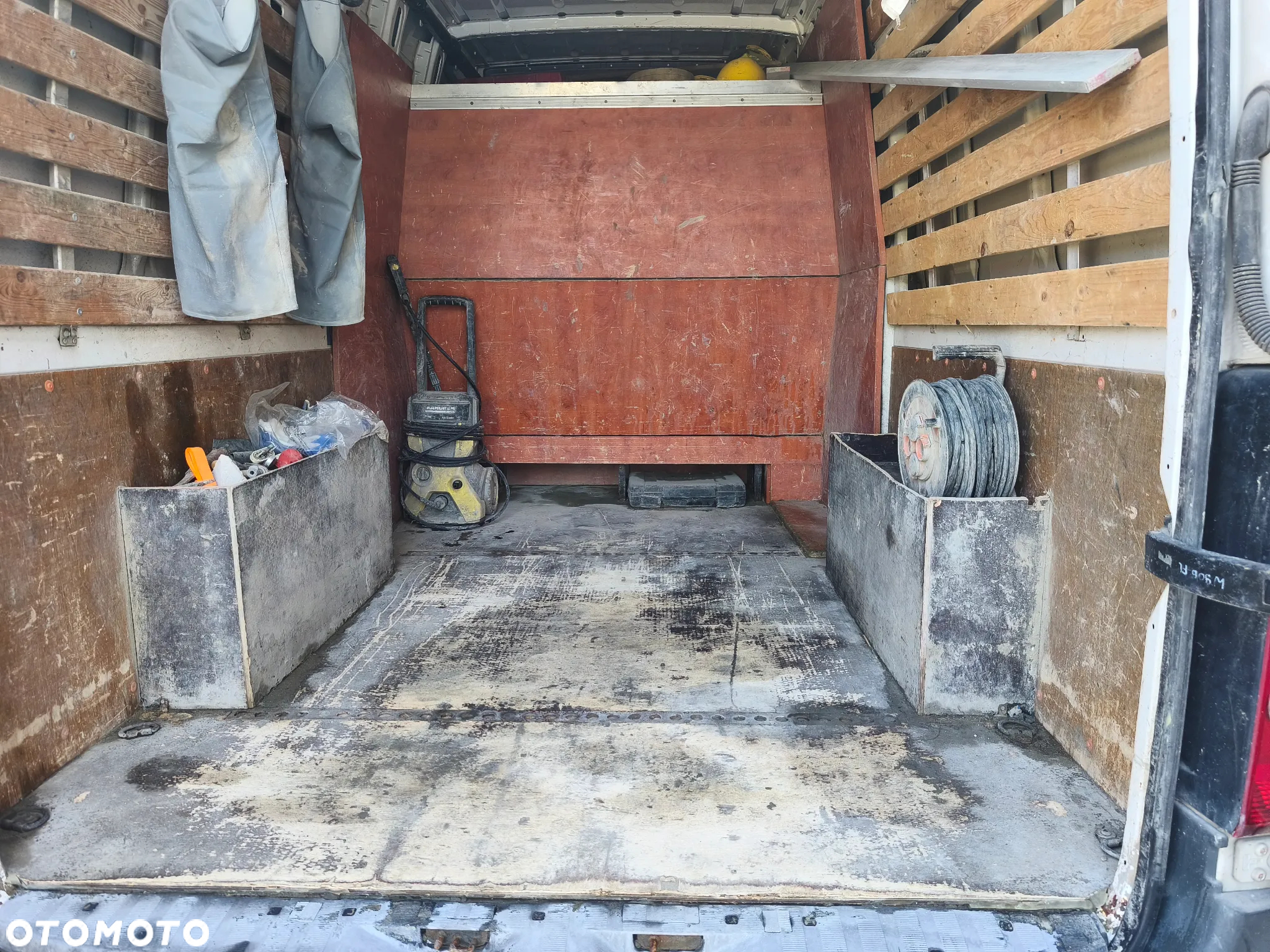 Volkswagen CRAFTER - 16