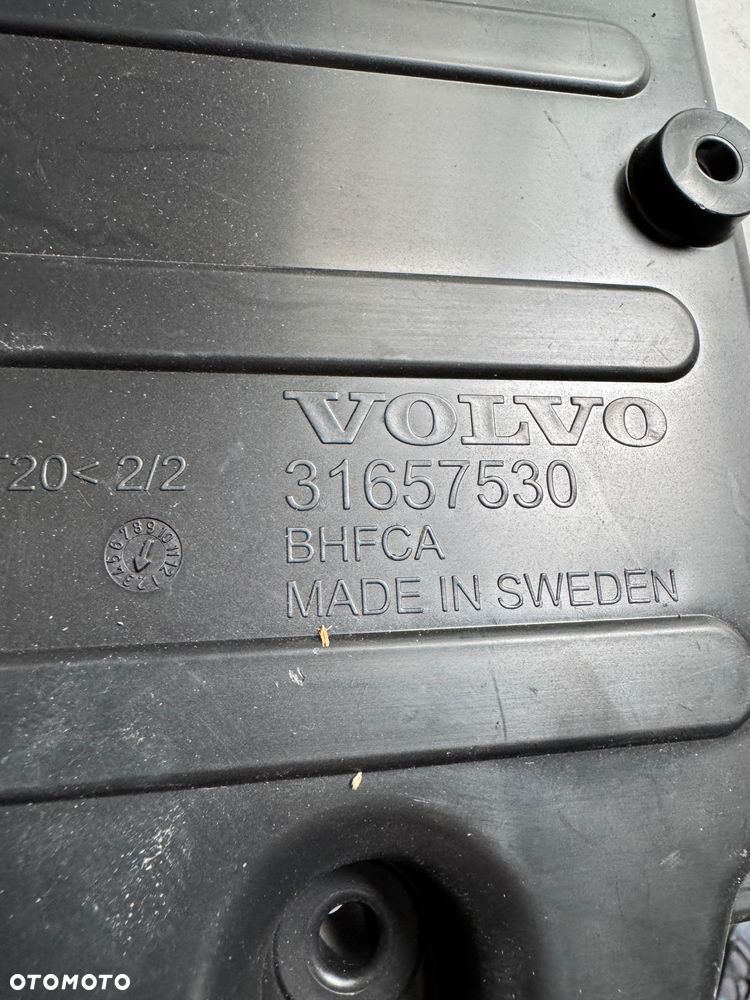 Volvo obudowa komputera 31657530 - 2