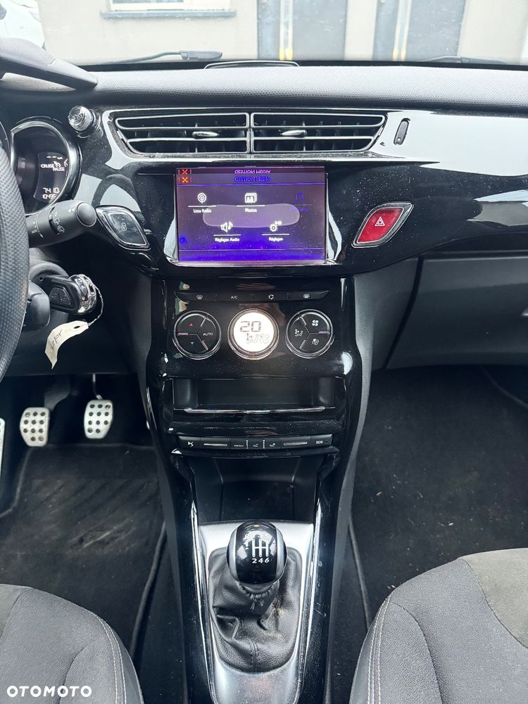 Citroën DS3 PureTech 130 Start & Stop SportChic - 17