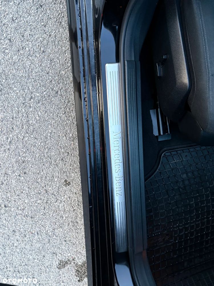 Mercedes-Benz Klasa E 250 CDI DPF BlueEFFICIENCY Automatik Elegance - 13