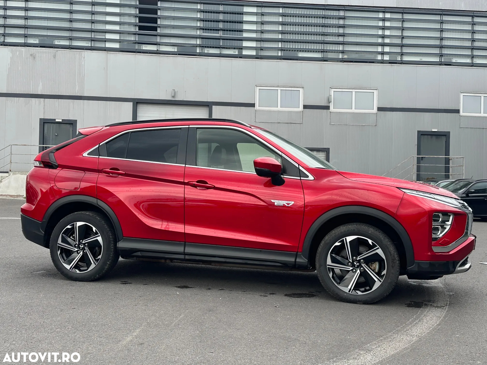 Mitsubishi Eclipse-Cross Plug-In Hybrid 4WD Plus - 28
