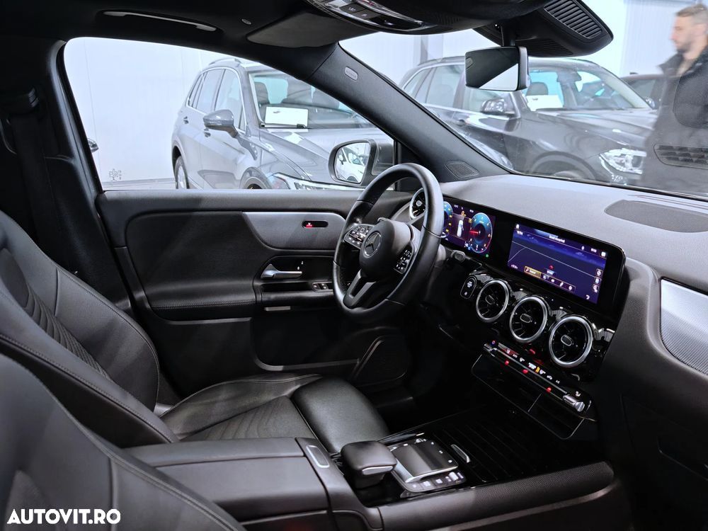 Mercedes-Benz GLA 200 d Aut. - 8