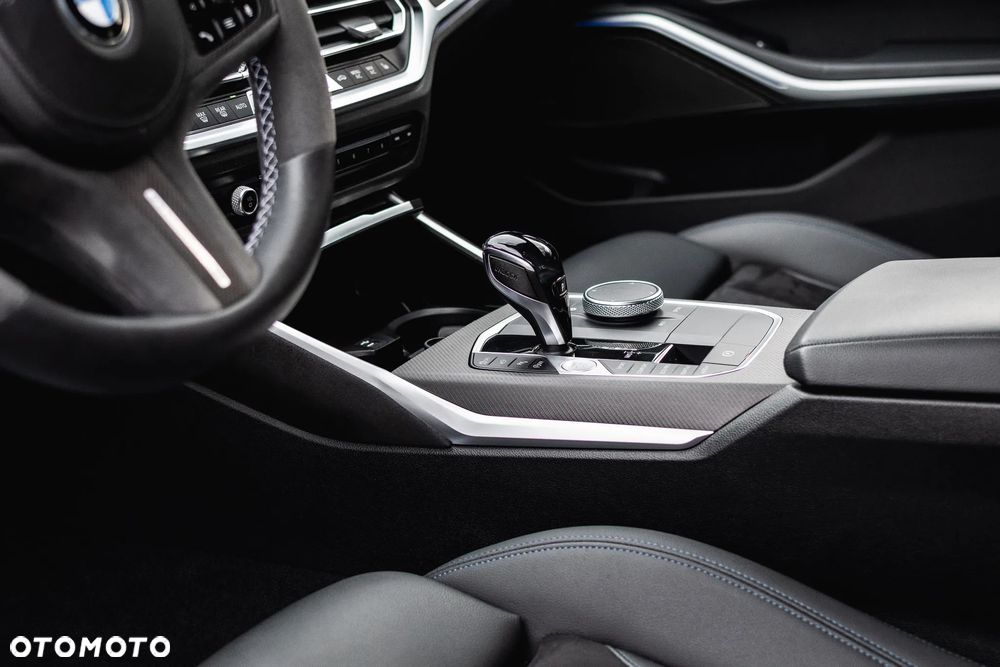 BMW Seria 3 M340i xDrive sport - 12