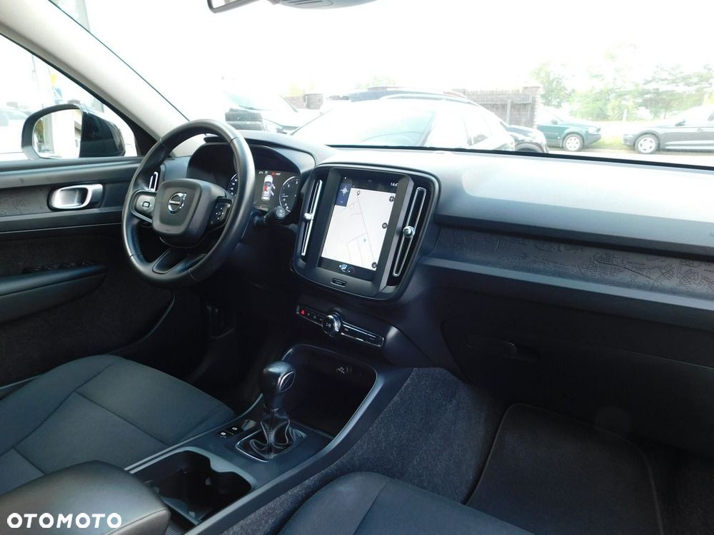 Volvo XC 40 - 5