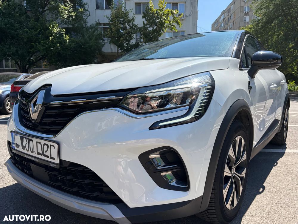 Renault Captur MHEV 140 Techno - 8