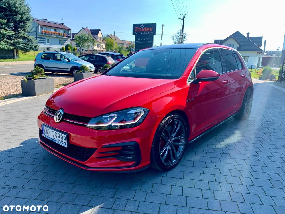 Volkswagen Golf GTI (BlueMotion Technology) DSG Performance - 3