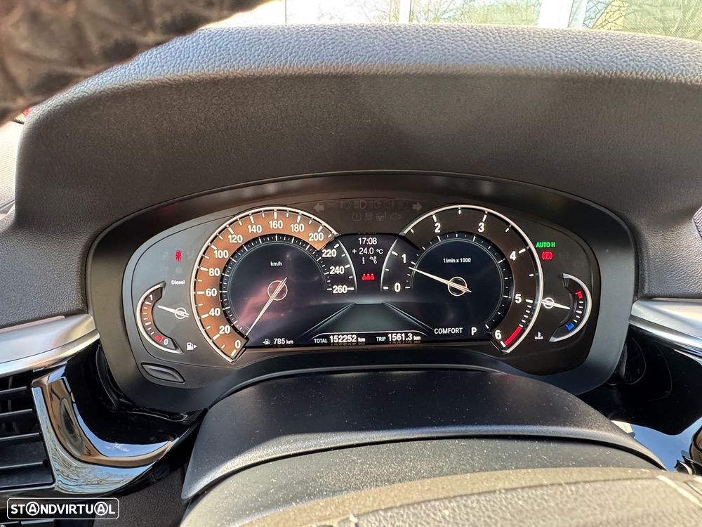 BMW 520 d xDrive Line Luxury Auto - 10