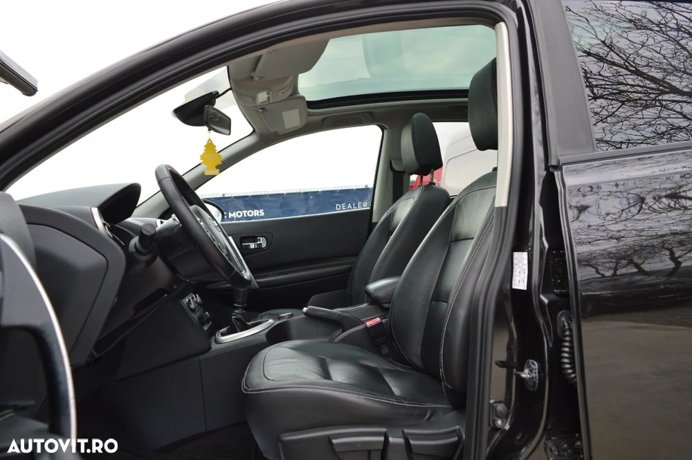 Nissan Qashqai 2.0 4 x 4 tekna - 27