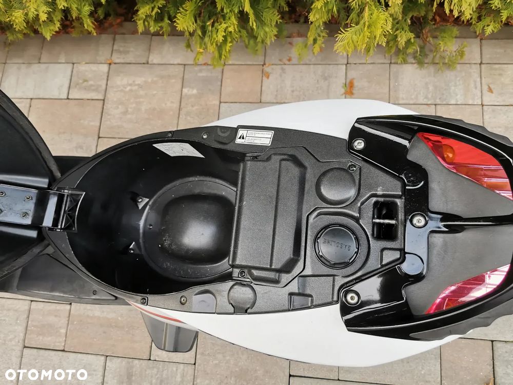 Derbi Variant - 14
